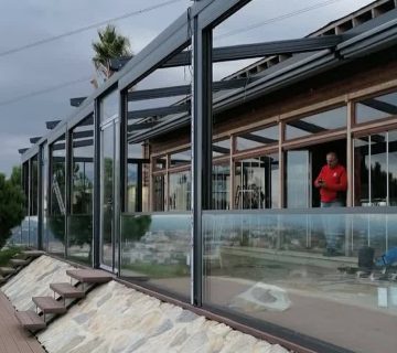 پنجره گیوتینی آلکاروف