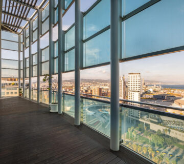 پنجره گیوتینی